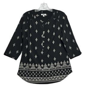 Croft & Barrow Womens Blouse Size S Black 1/4 Button V Neck 3/4 Sleeve Geometric